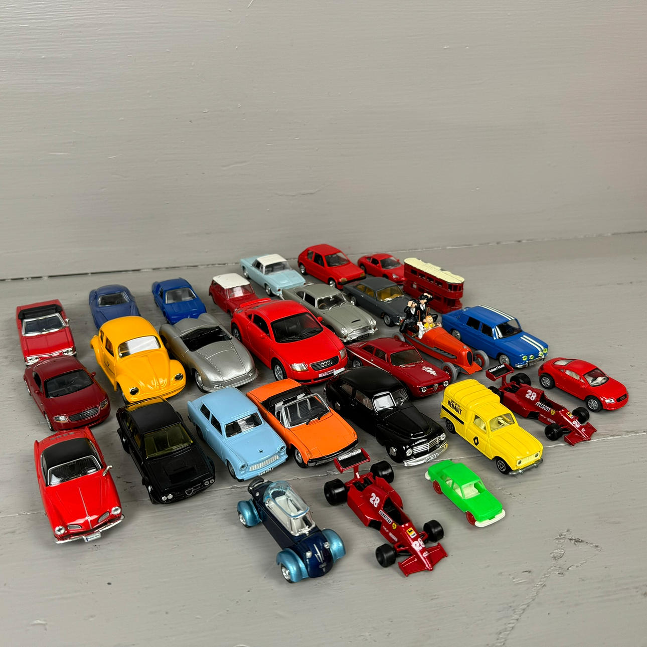 MODELBILER inklusive CORGI, NOREV, PAUL'S MODEL ART, 28 stk.