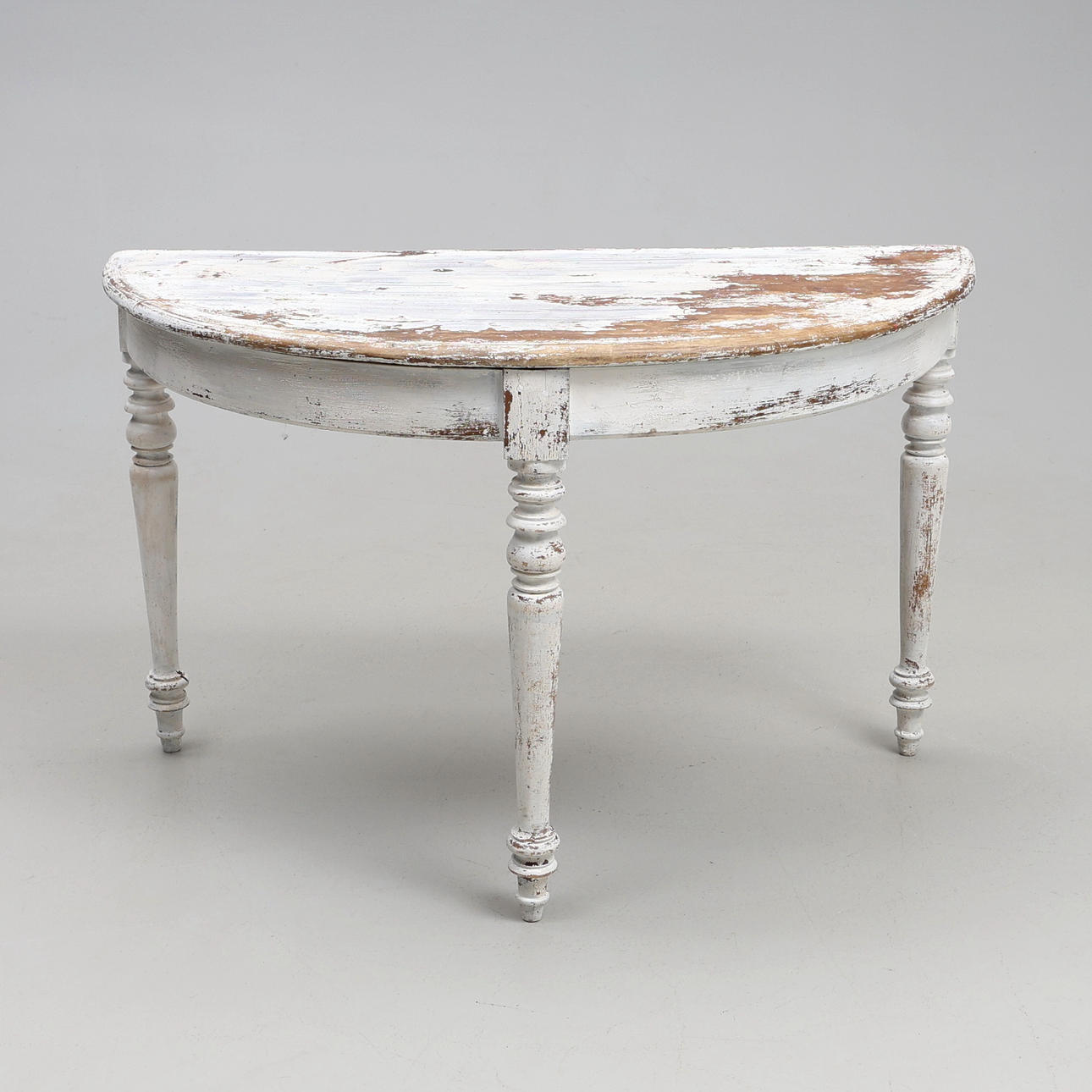 CRESCENT TABLE. 19th century.