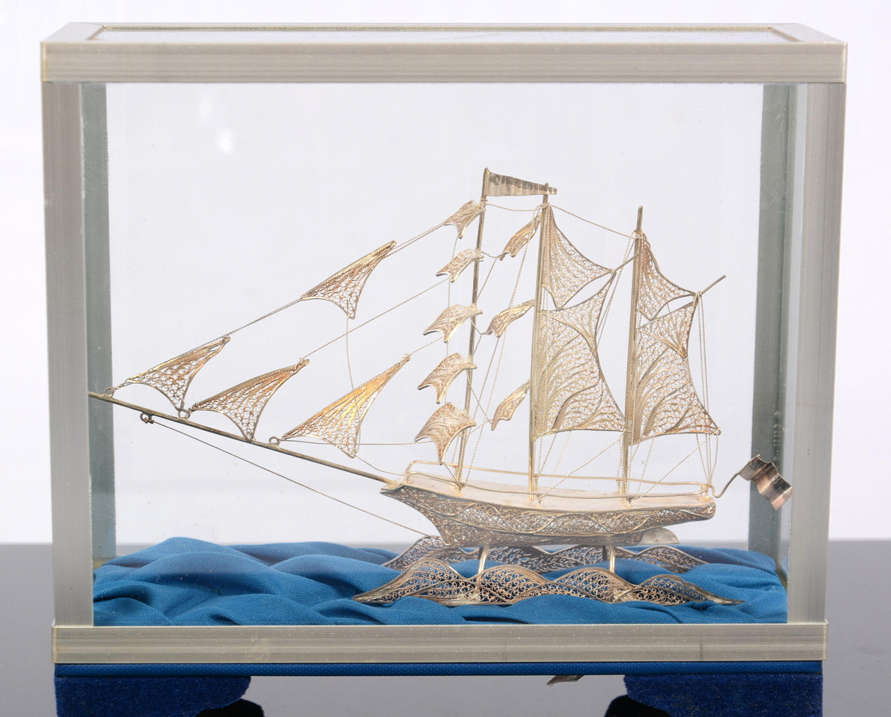 FARTYGSMODELL, silver, 1900-talets andra hälft.