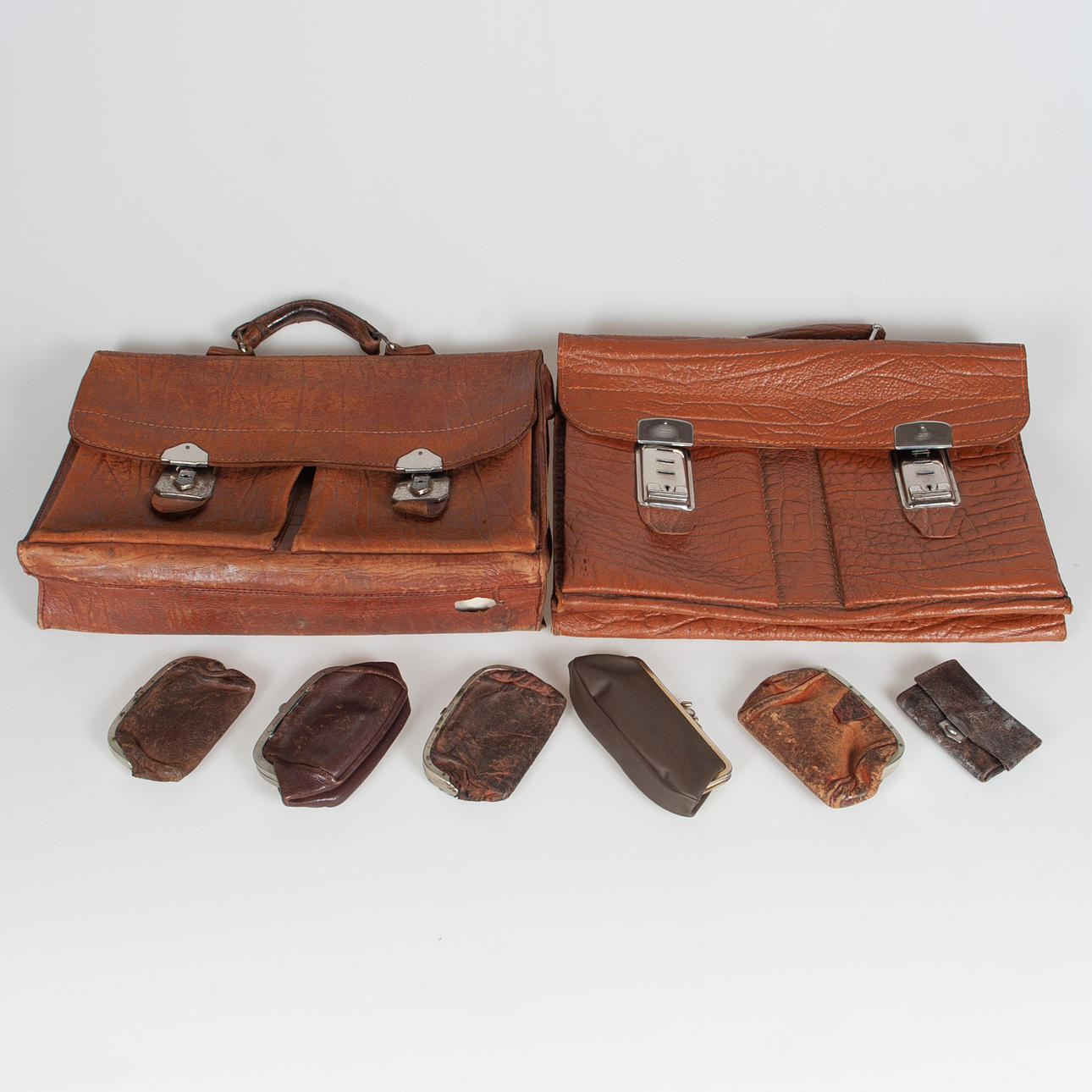 BANDYPORTFÖLJ, 2 ST SAMT BÖRSAR.