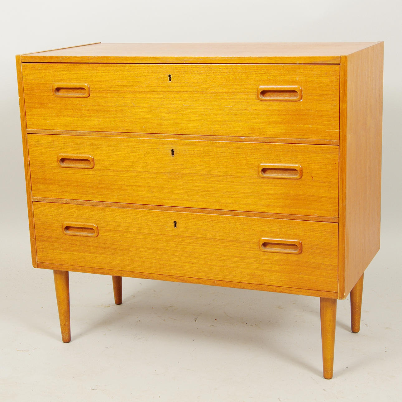 BYRÅ, 3-lådig, teak, 1950/60-tal.