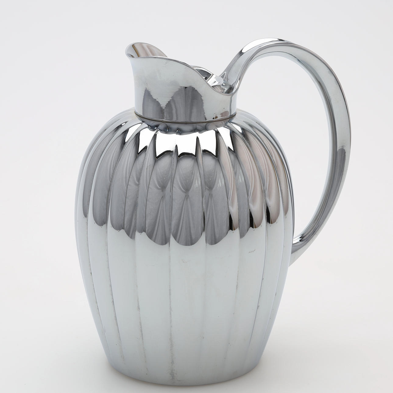 SIGVARD BERNADOTTE. Termokande, metal, Georg Jensen, Danmark.