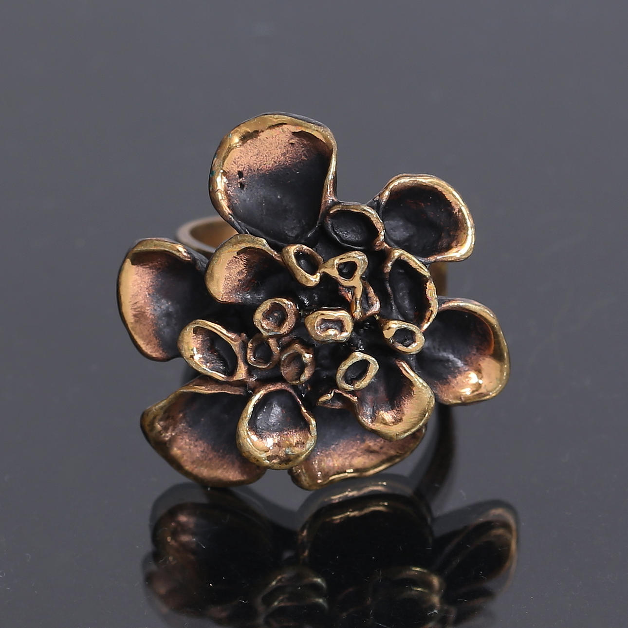HANNU IKONEN. A silver 'Lava' ring from Finland.