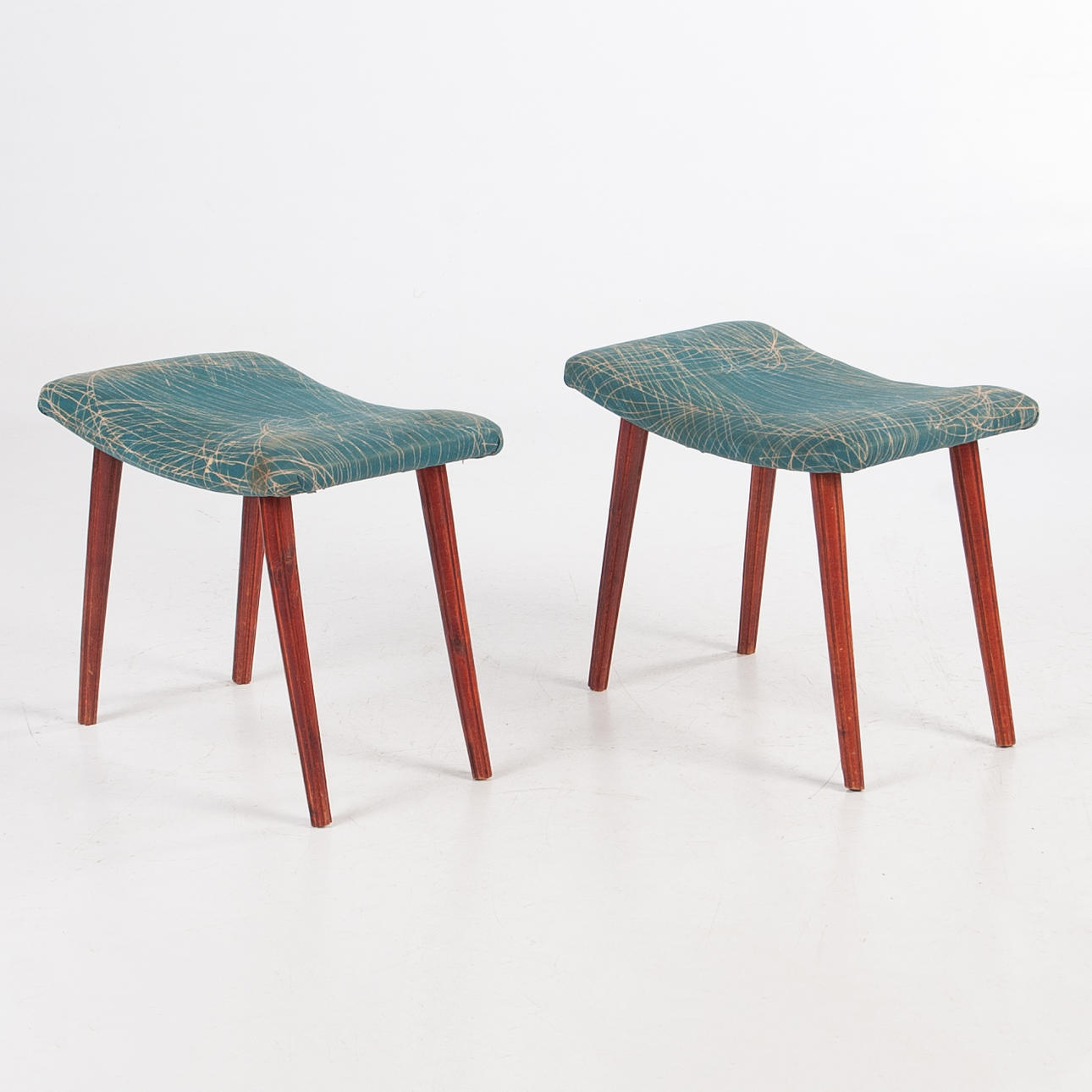 PALL. Ett par IKEA, "LAGO" 50-tal.