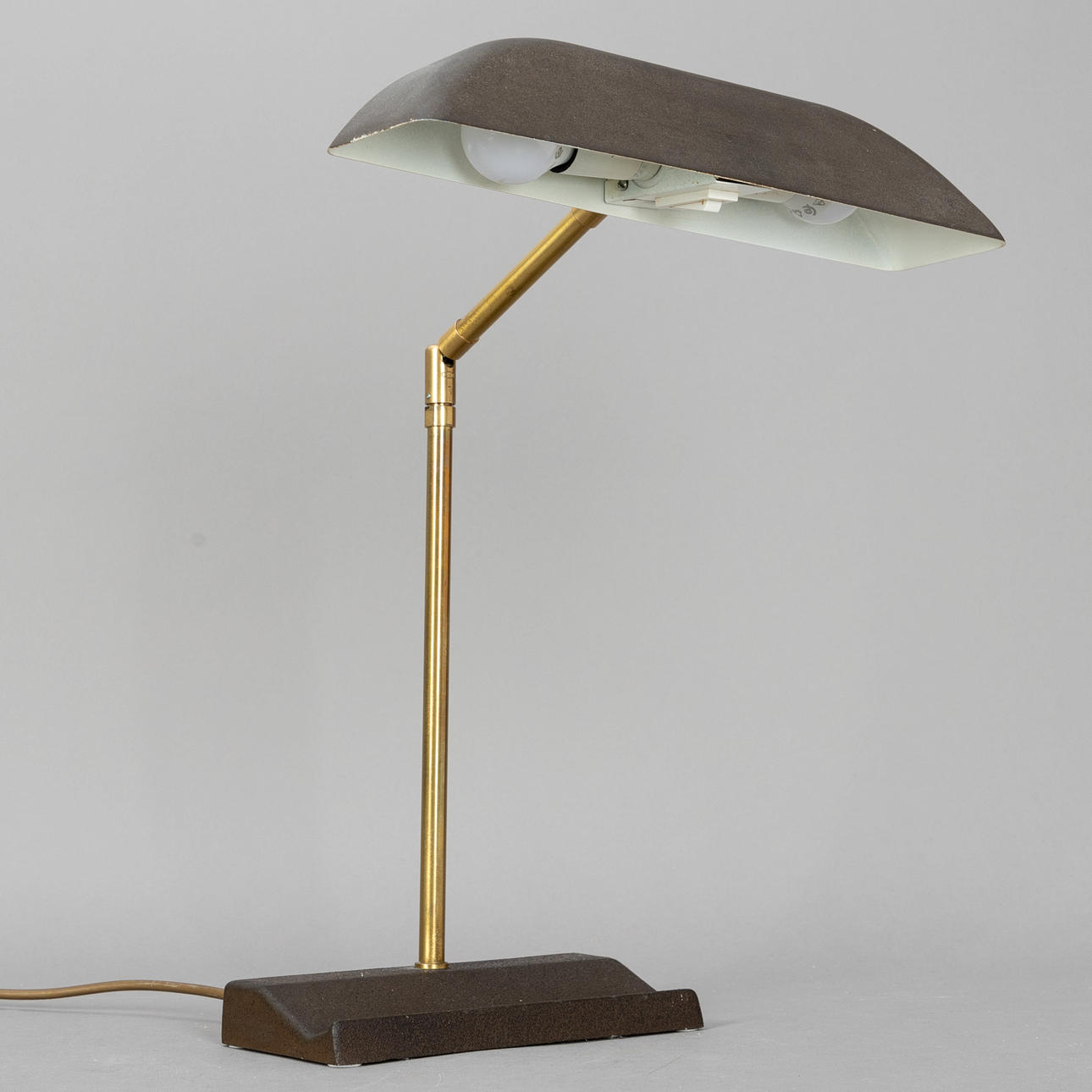 MORMOR. Skrivbordslampa, 1960-tal.