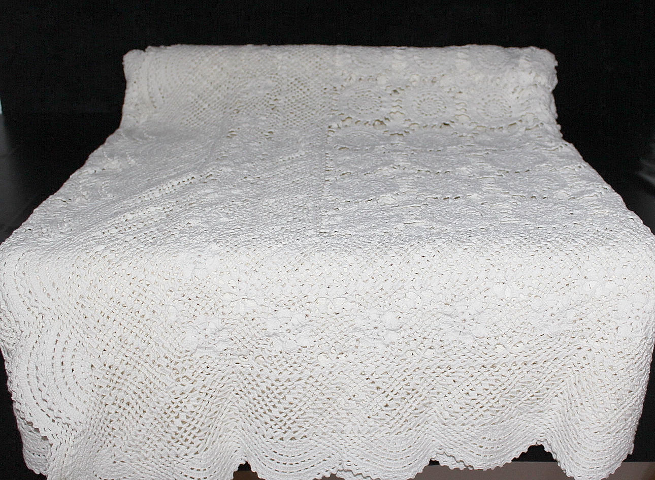 ÖVERKAST, bomull, virkat, till dubbelsäng.