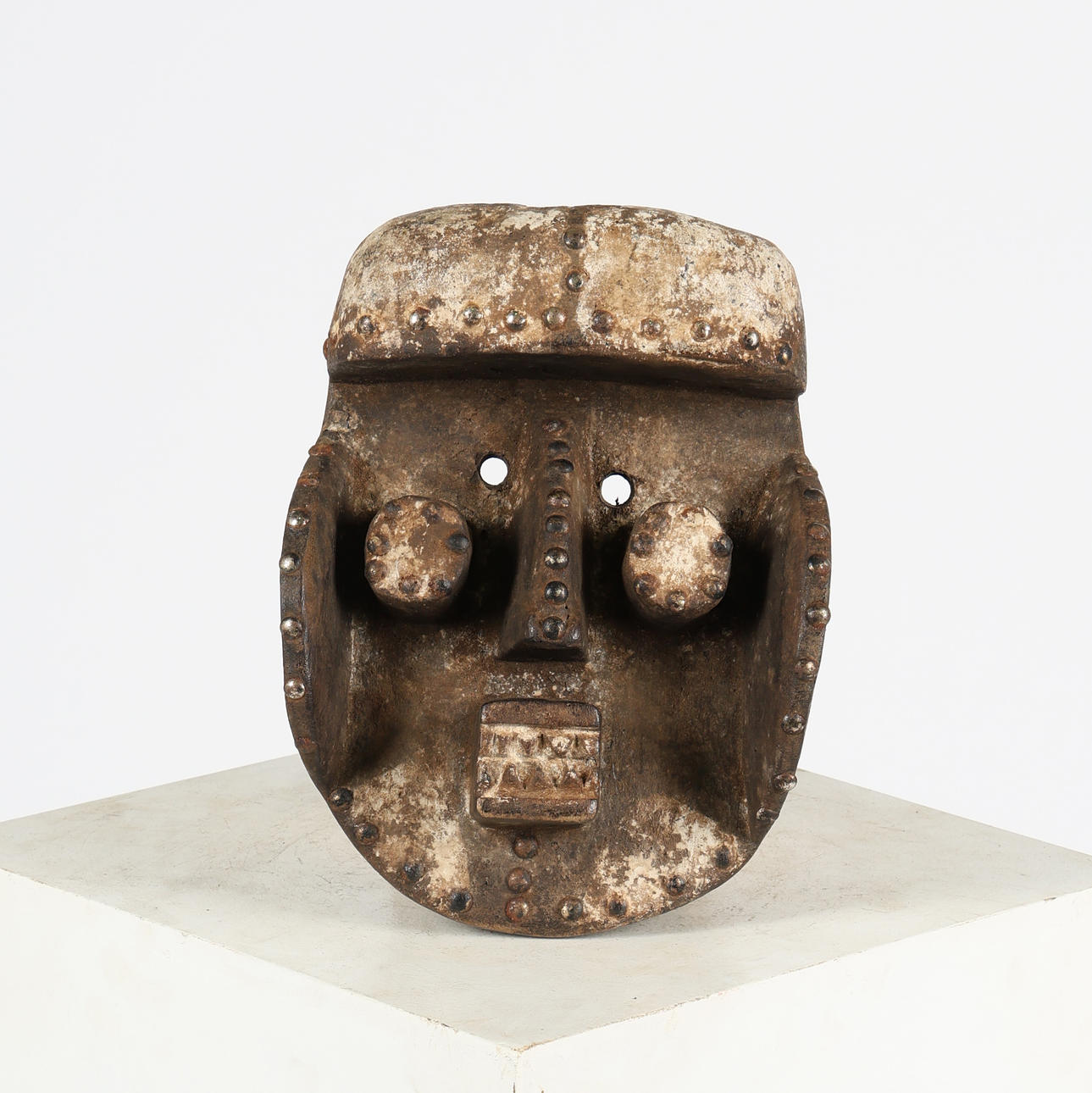 EN KRAN MASK, LIBERIA.