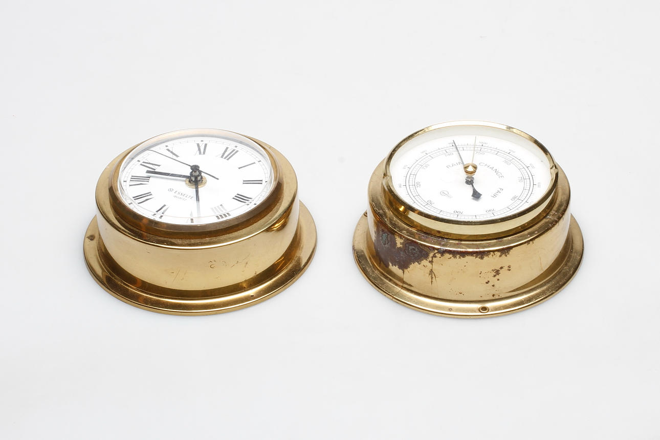 SKEPPSUR, Esselte samt SKEPPSBAROMETER, Barigo.