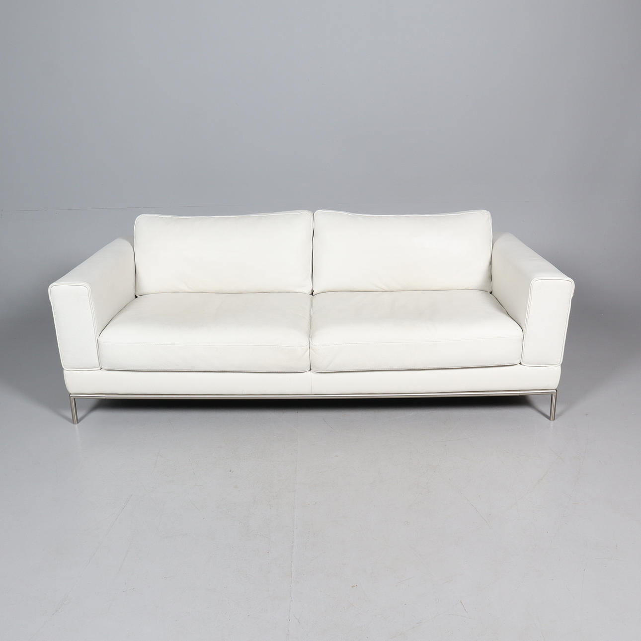 SOHVA, Ikea ”Arild” nahka.