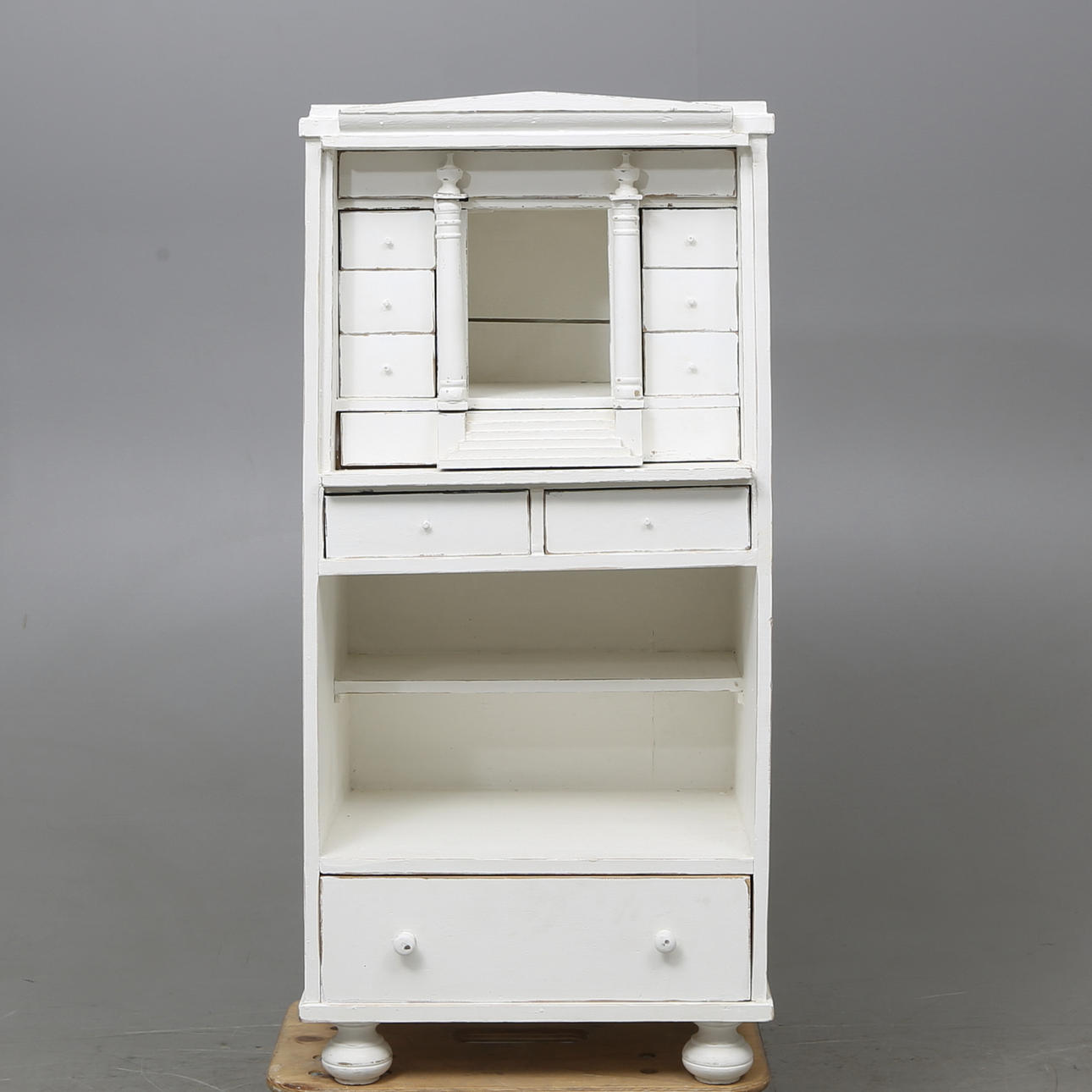 SKÅP med LÅDOR, vitmålad, 1800-1900-tal.