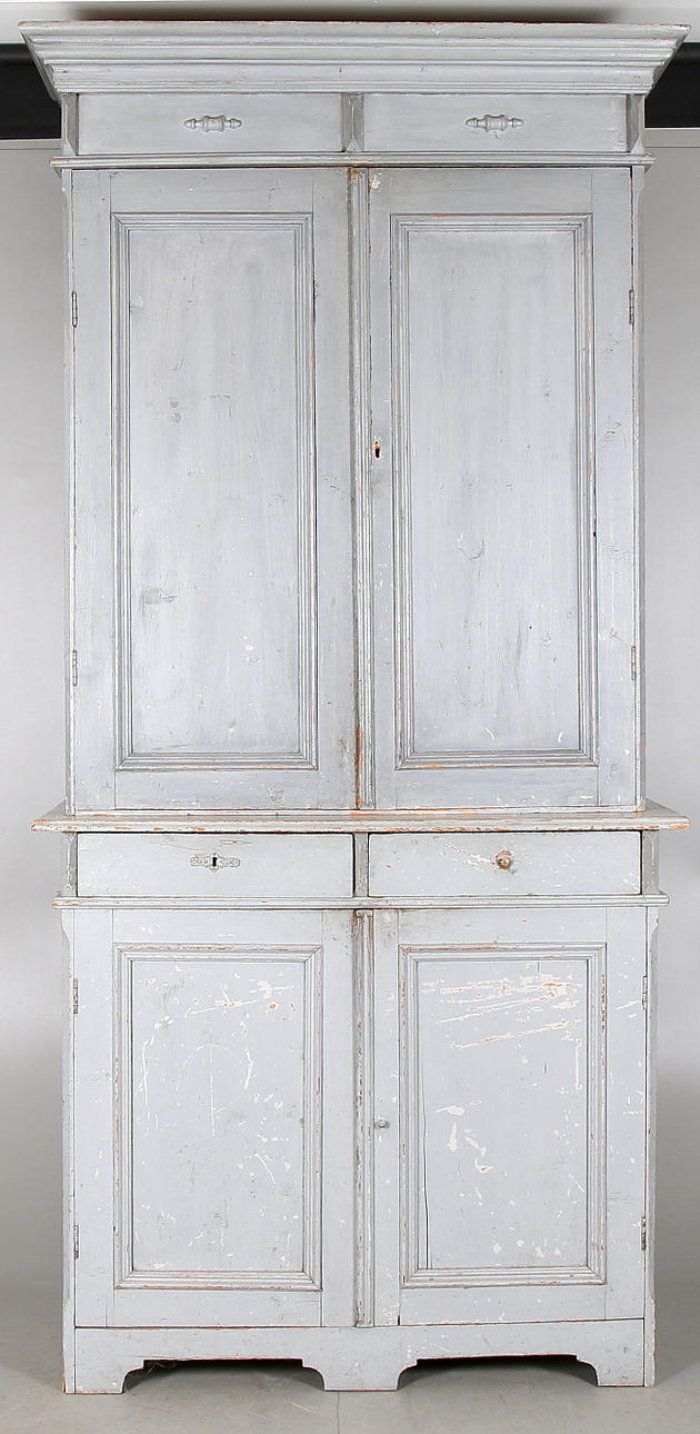 HÖGSKÅP, bemålad fur, allmoge, 1800-tal.