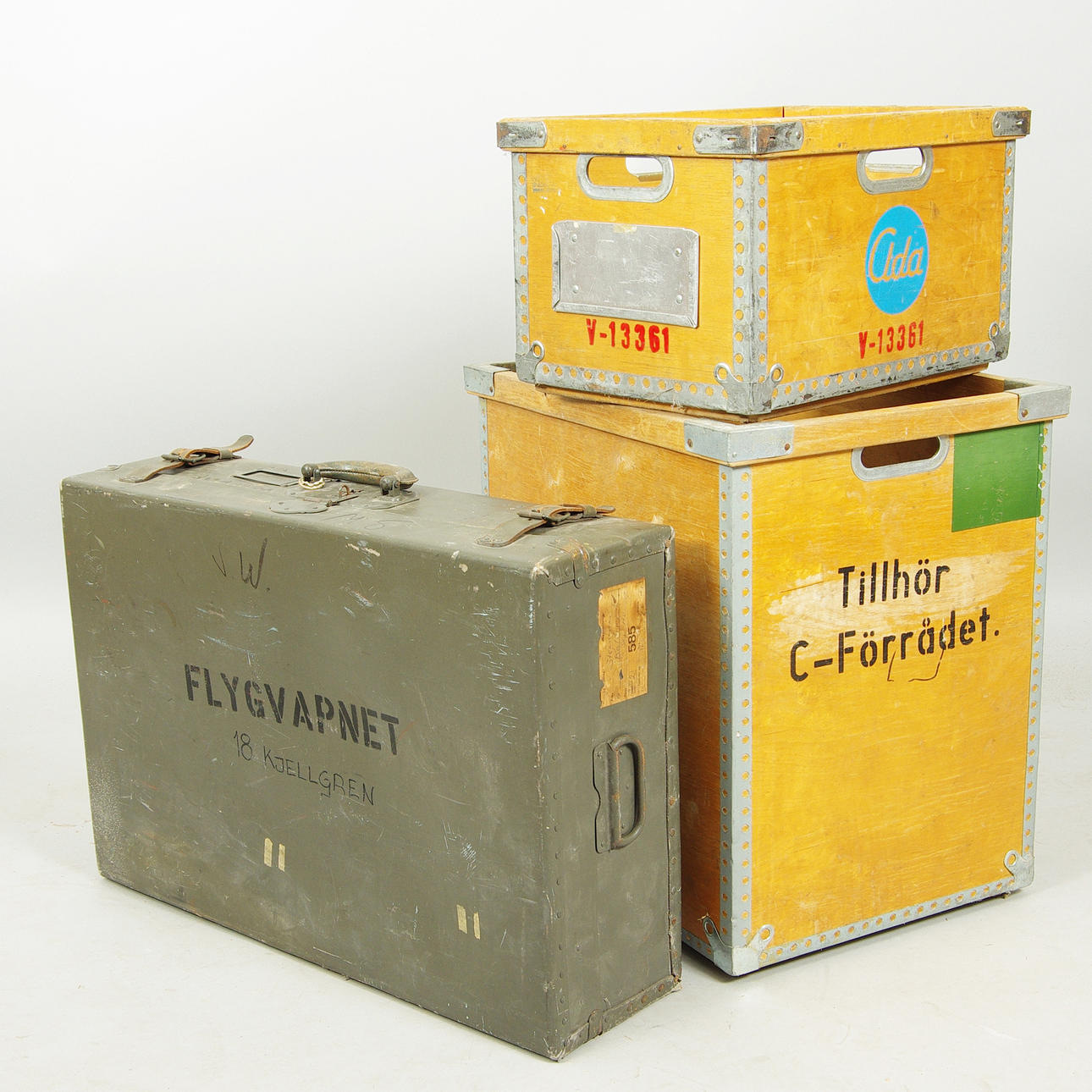 LÅDOR SAMT VÄSKA, 3 delar, trä/metall/papp.