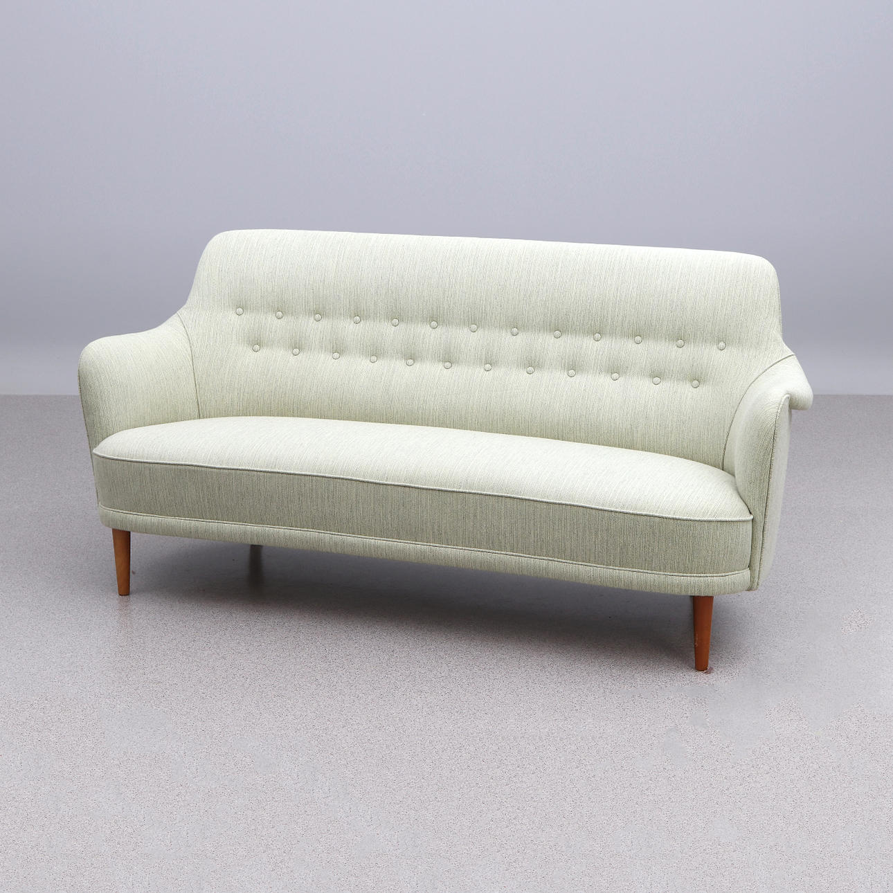 CARL MALMSTEN. SOFFA. Textilklädsel. "Samsas", omärkt.