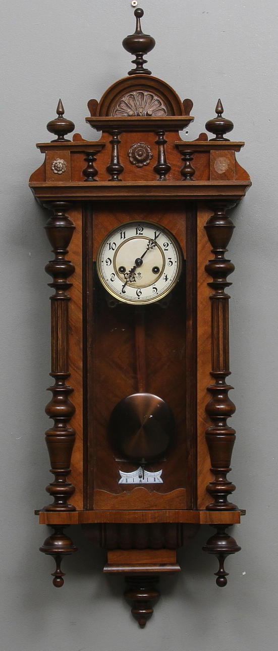 VÄGGUR, Gustav Becker, omkring sekelskiftet 1900.