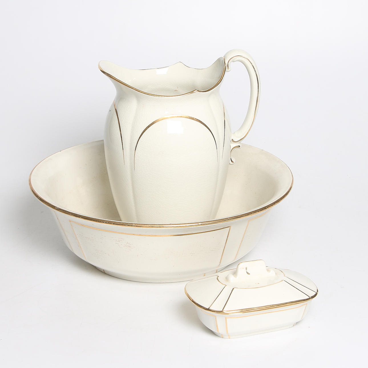 TVÄTTSERVIS, 3 delar, flintgods. Gefle. 1900-talets första hälft.