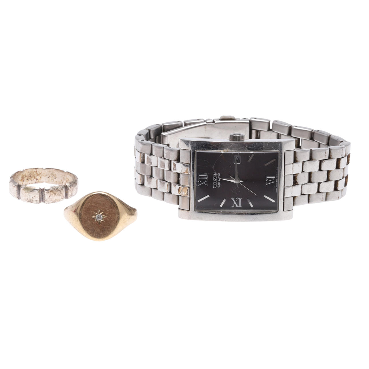 A 9CT GOLD AND DIAMOND SIGNET RING, ETC.