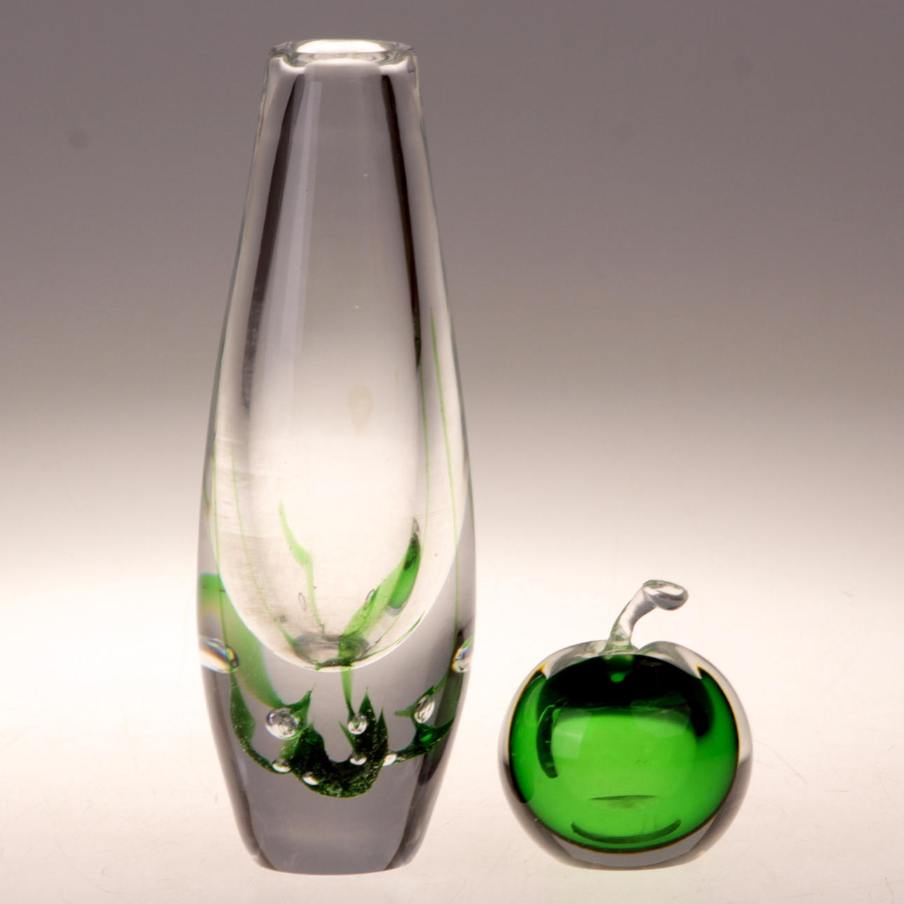 VAS, samt flakong, glas, Vicke Lindstrand, Kosta Boda.