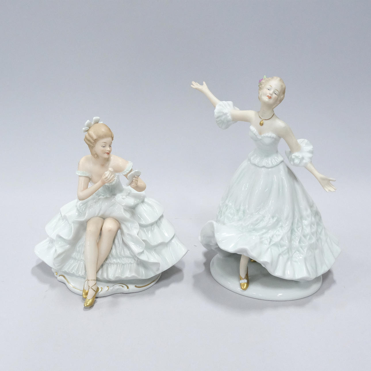 WALLENDORFF. DOS FIGURITAS. BAILARINAS.