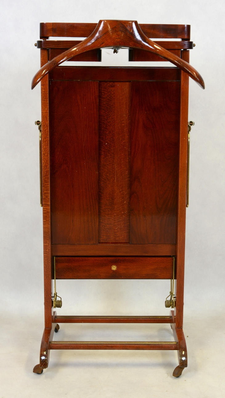 HERRBETJÄNT MED BYXPRESS, FR Brevettato, Italien, 1900-tal.