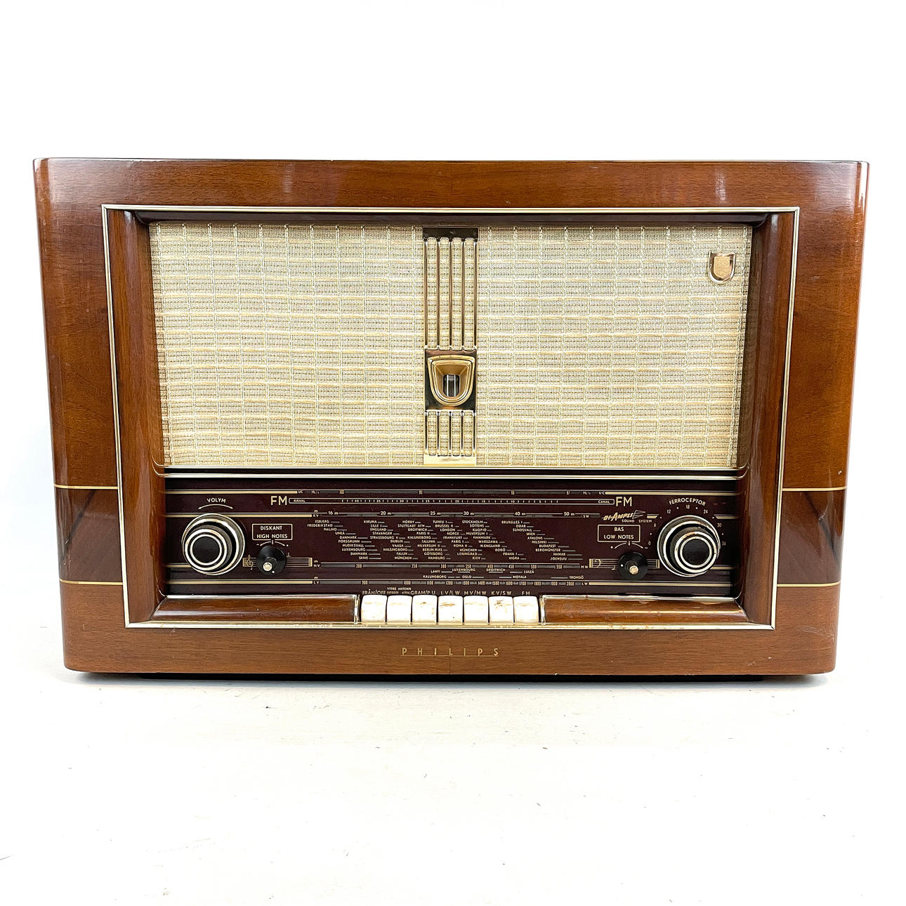 Ein Philips RÖHRENRADIO aus den 1950er Jahren.