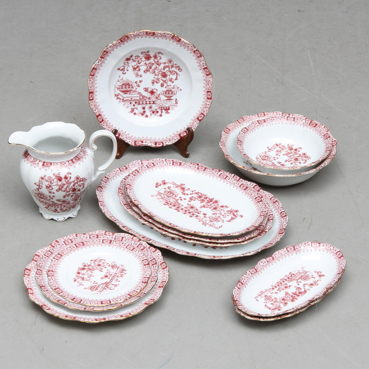 MATSERVISDELAR, ca 55 delar, porslin, "Theresia", Seltmann Weiden Bavaria, Tyskland.