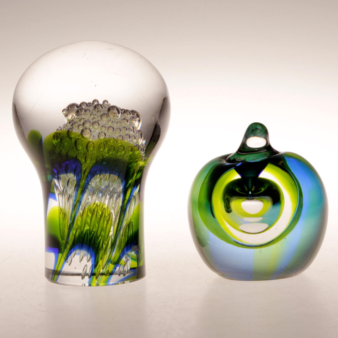 SKULPTURER, 2 st. Glas, Göran Wärff, Kosta Boda.