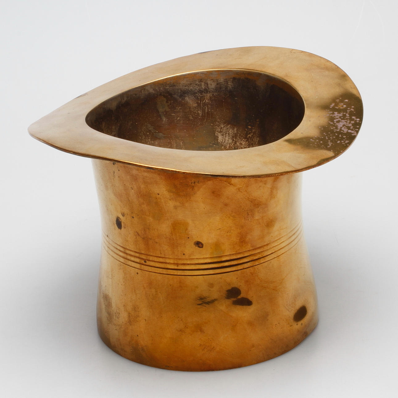 CHAMPAGNEKYLARE, gulmetall, 1900-tal.