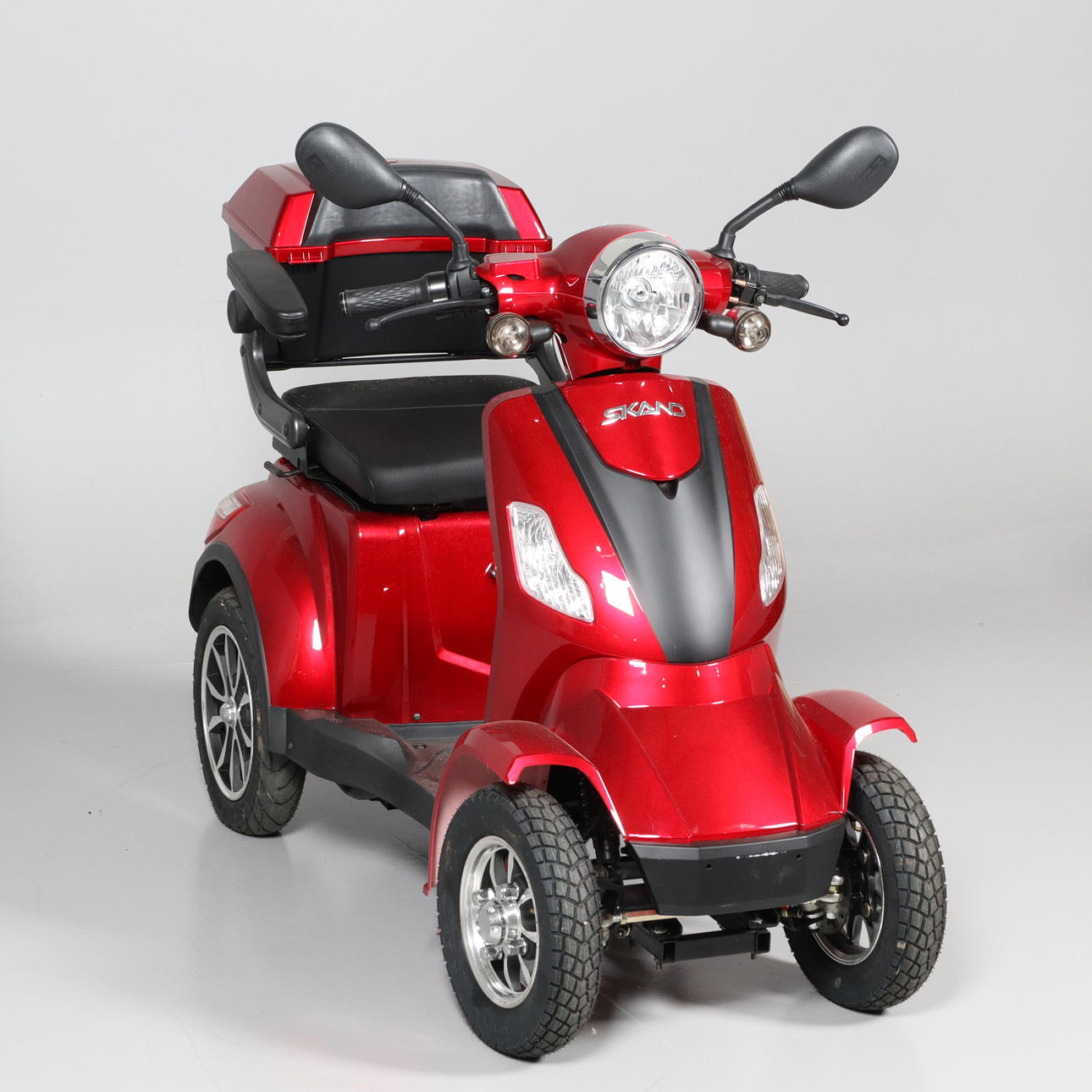 ELSKOTER, Skand "Leijona 1400" eldriven.