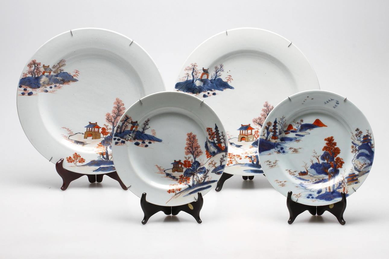 FAT, ett par och TALLRIKAR, ett par, porslin, Kina, 1700/1800-tal.