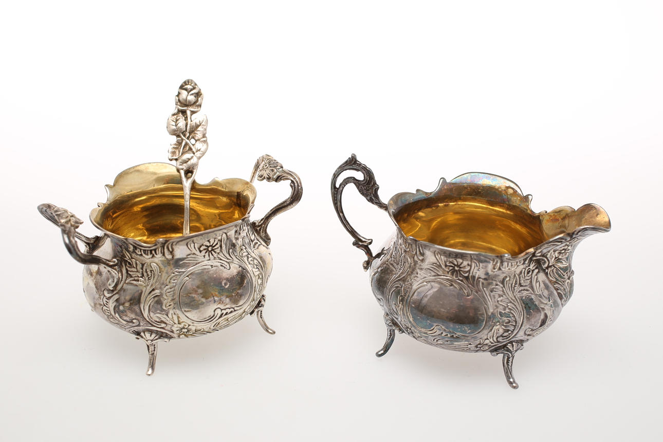 PARTI SILVER, Grädkanna, sockerskål och sked.