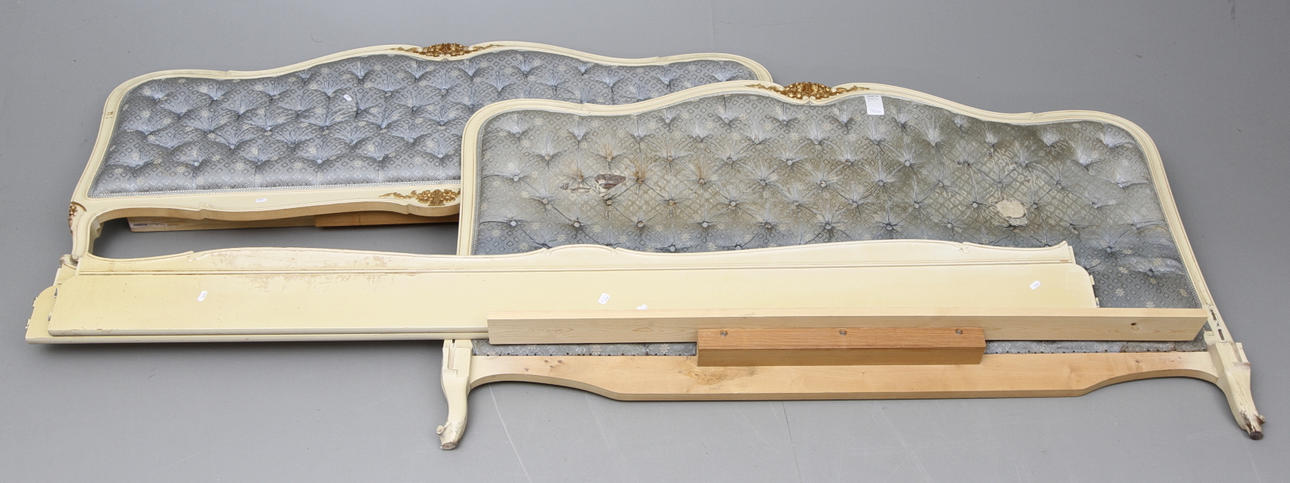 SÄNGRAM, rokokostil, 1900-tal, 160 x 210 cm.