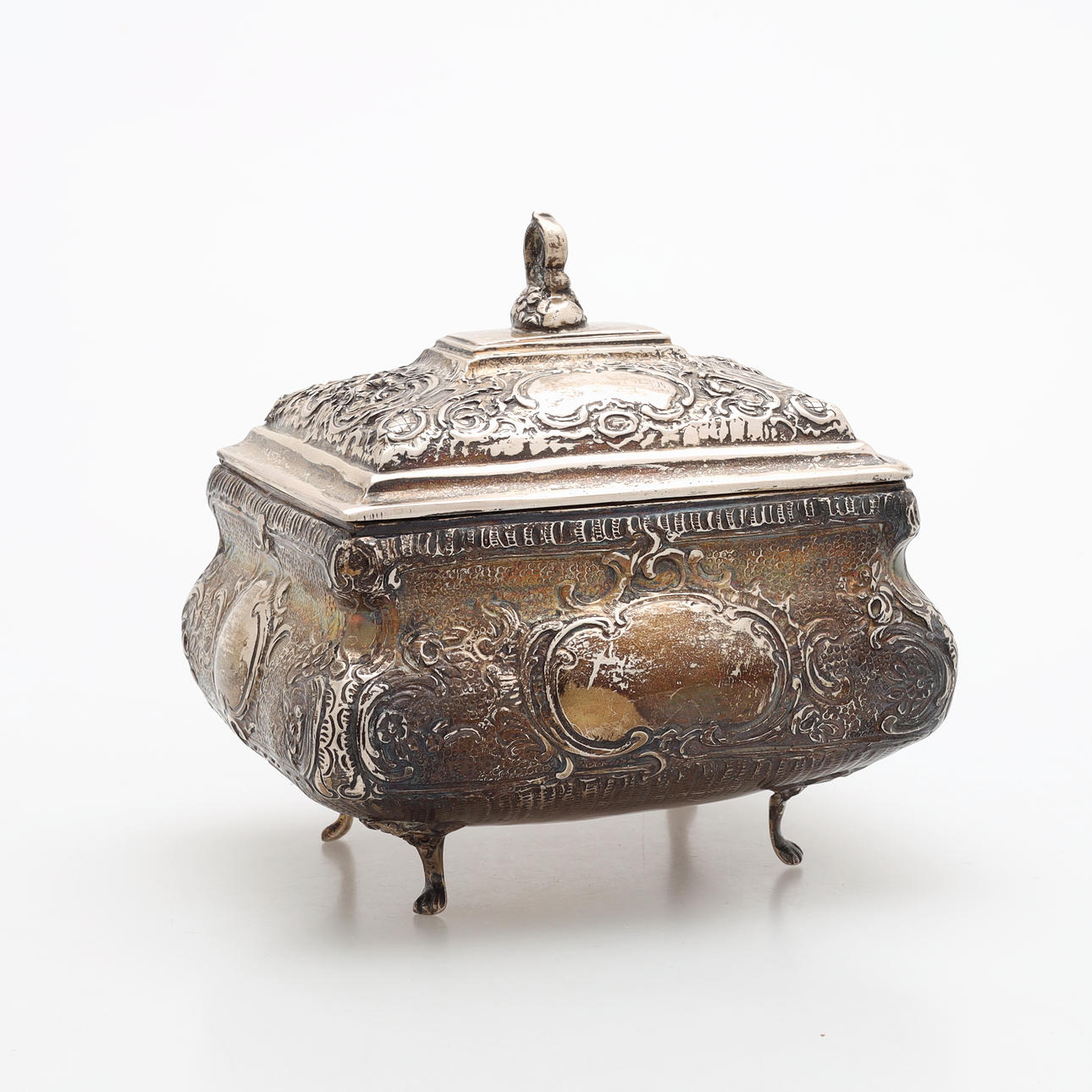 BOX, silver, weight 300 grams.