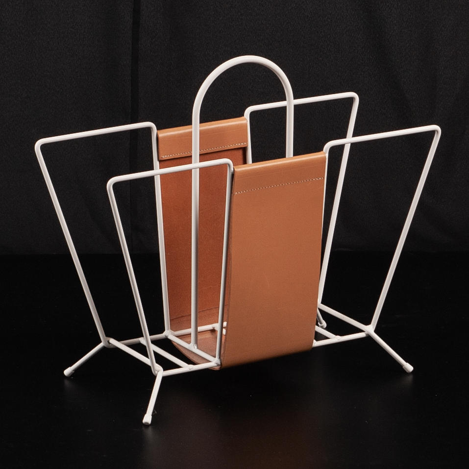 MALIN LUNDMARK. För Maze, Suitcase tidningsställ.