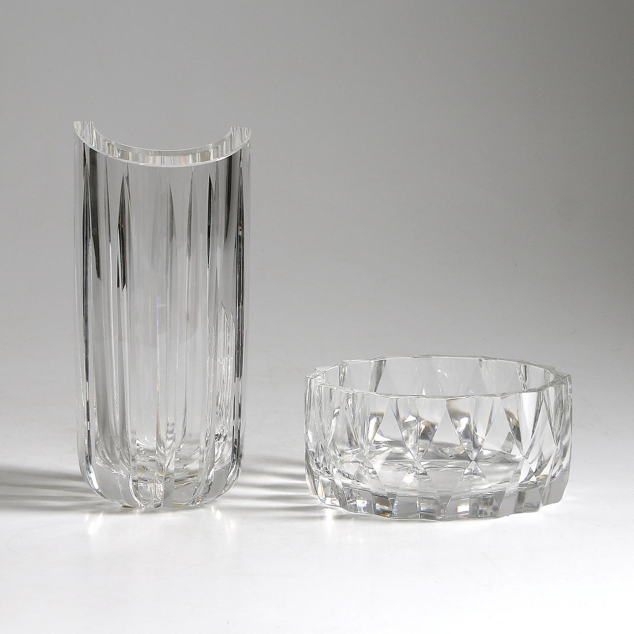 VAS samt SKÅL, 2 delar kristall, Göra Wärff, Kosta. 1900-tal.