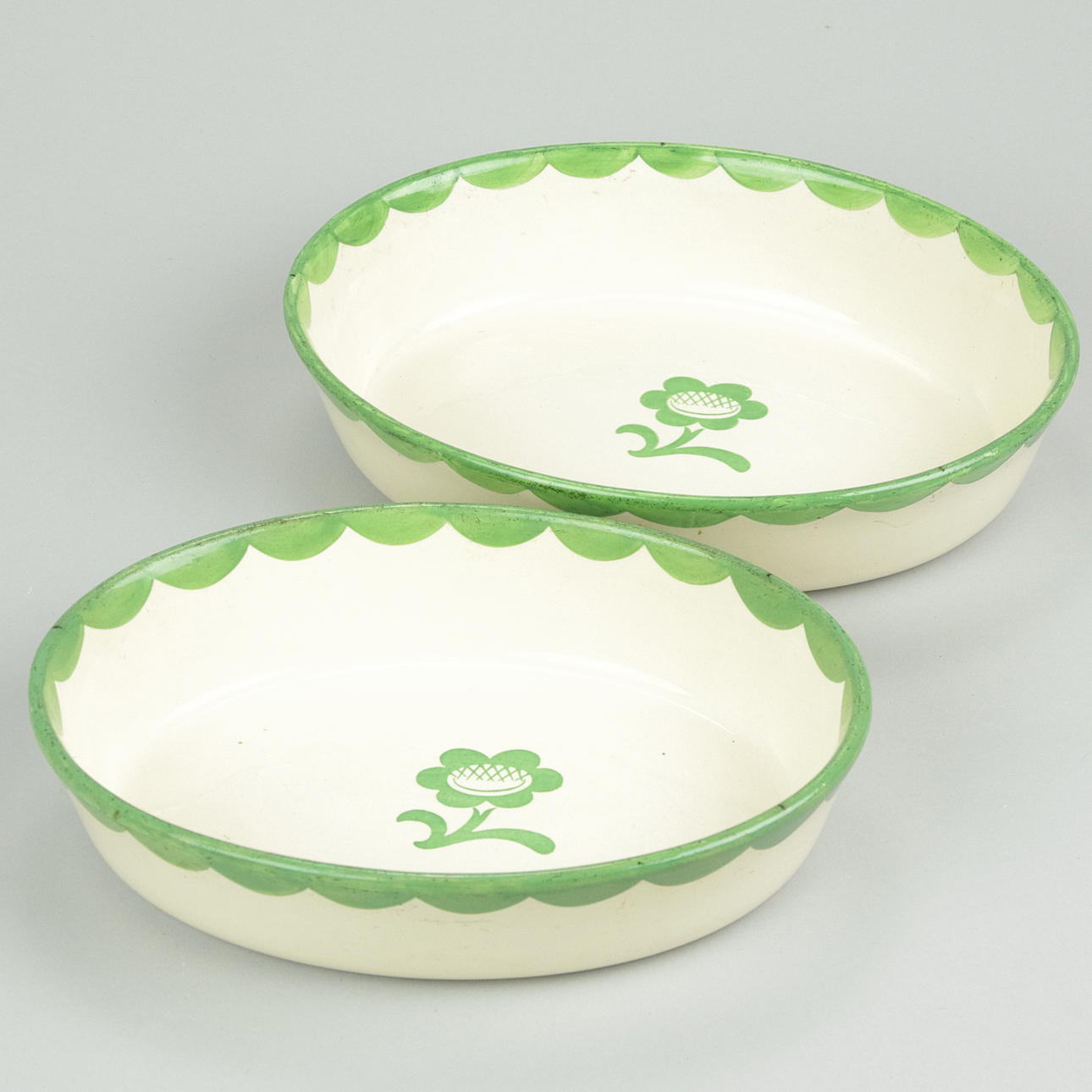 FORMAR, 2 stycken, "Pyro", Gustavsberg.