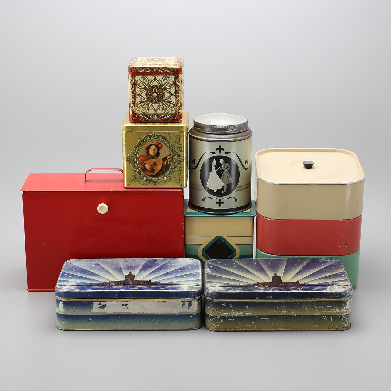 PLÅTBURKAR, 8 stycken, 1900-talets första hälft.