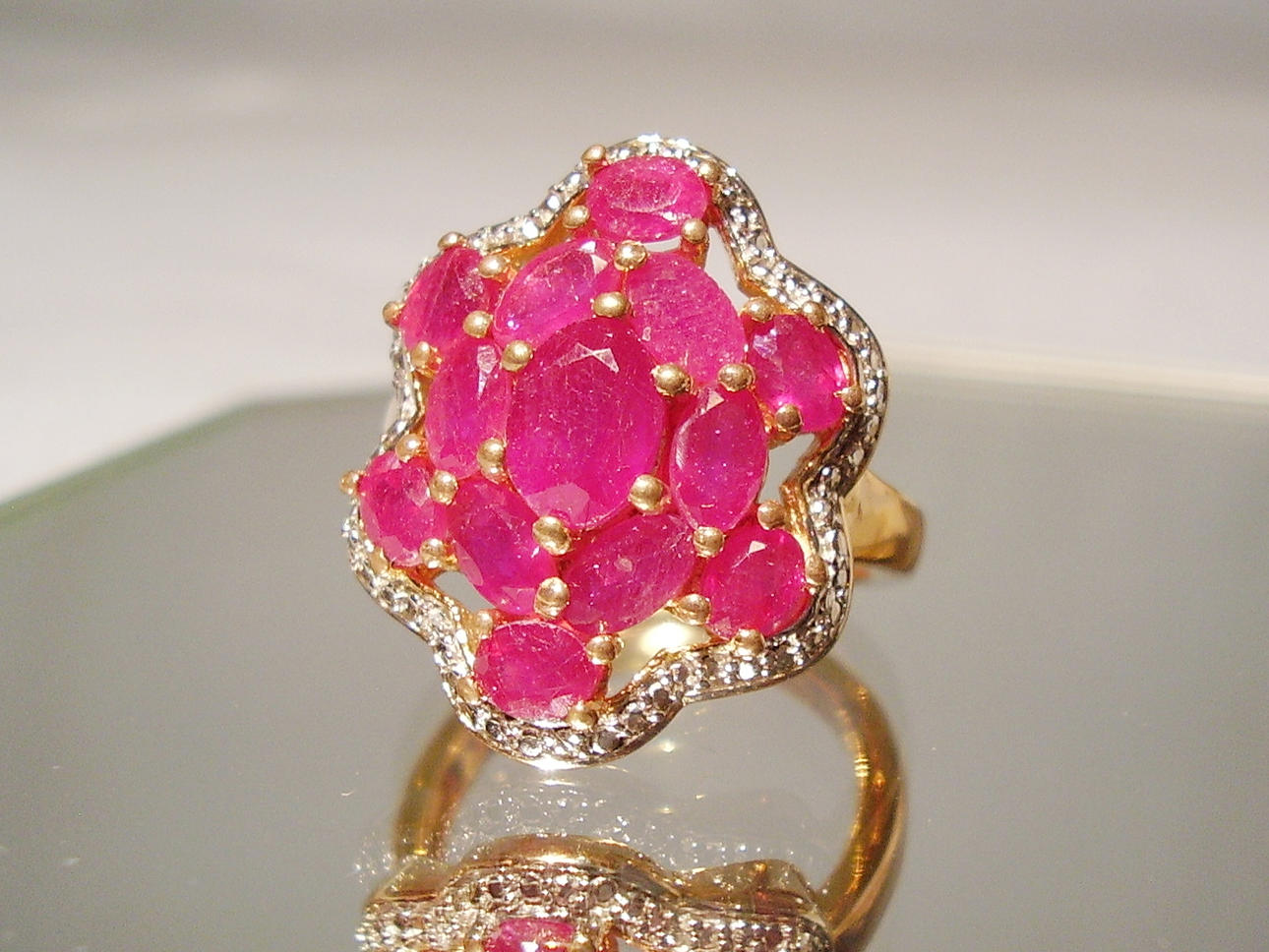 DAMRING MED RUBINER 4.25 ct. silver 925 i rosa guldpläterad.