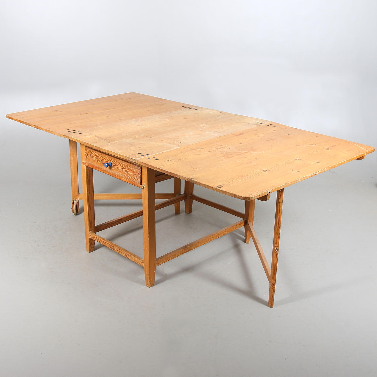 SLAGBORD, furu, 18/1900-tal.