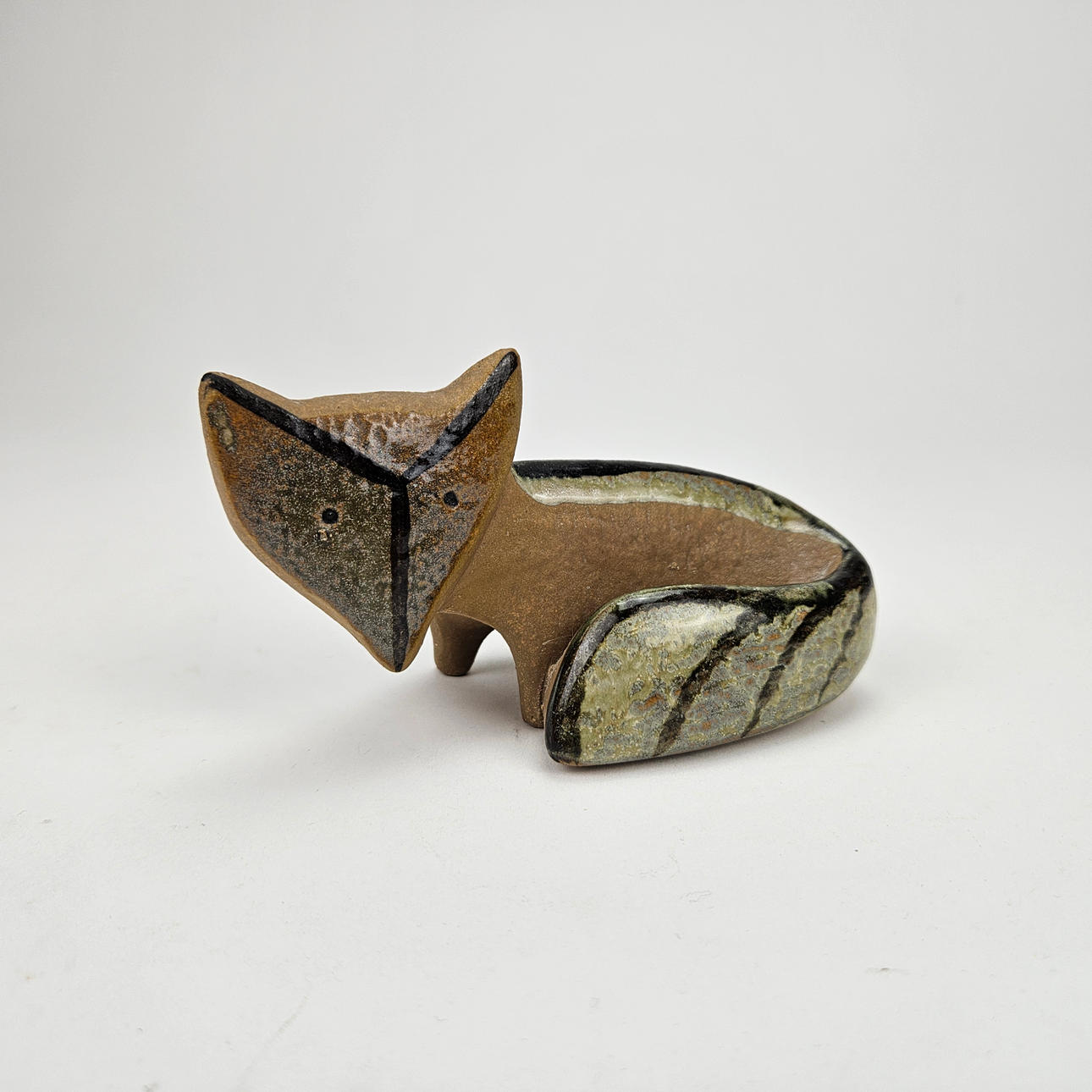 LISA LARSON. Figurin, stengods, räv, Gustavsberg.