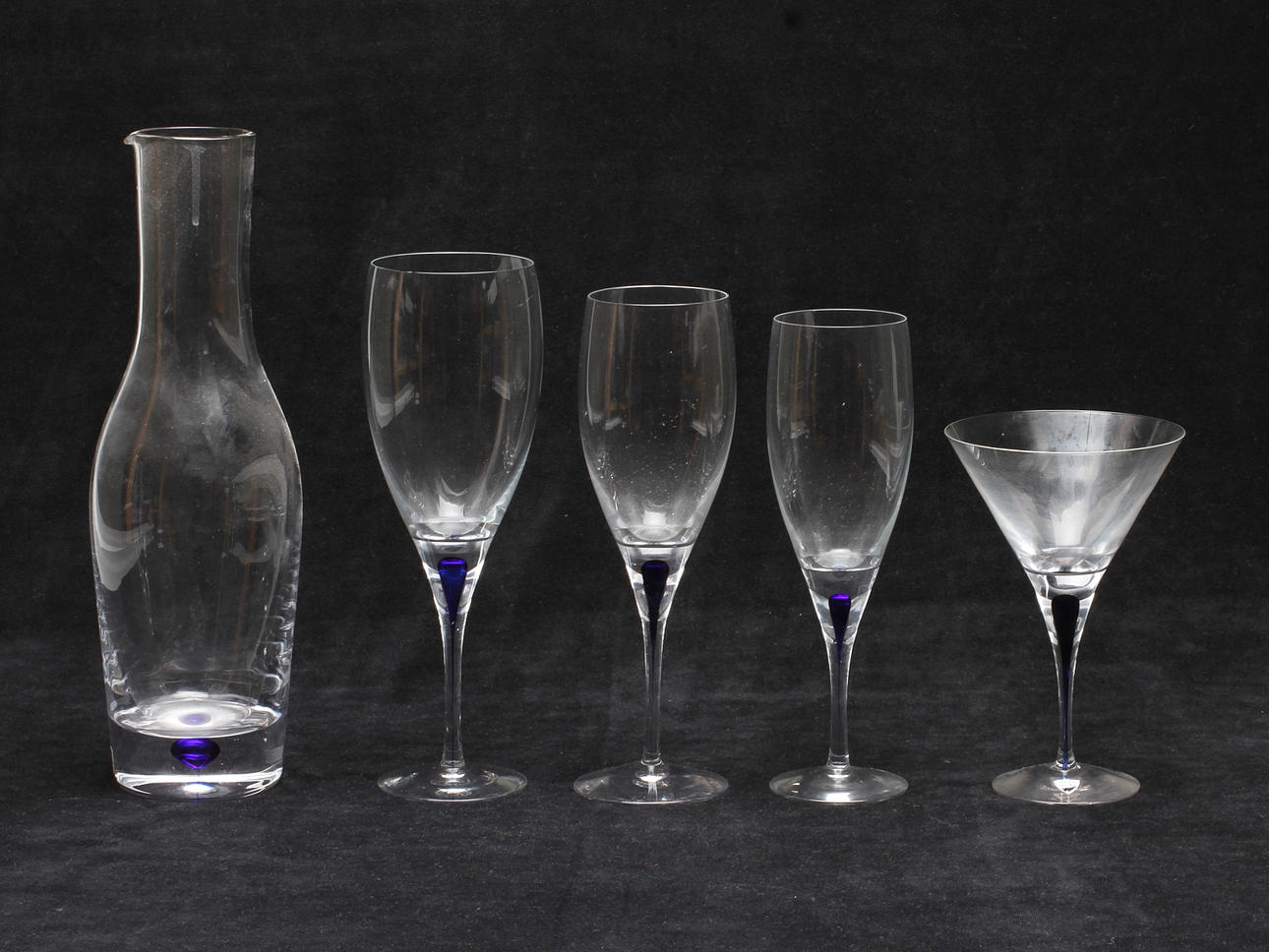 SERVISDELAR, 17 delar. "Intermezzo", Erika Lagerbielke, Orrefors.