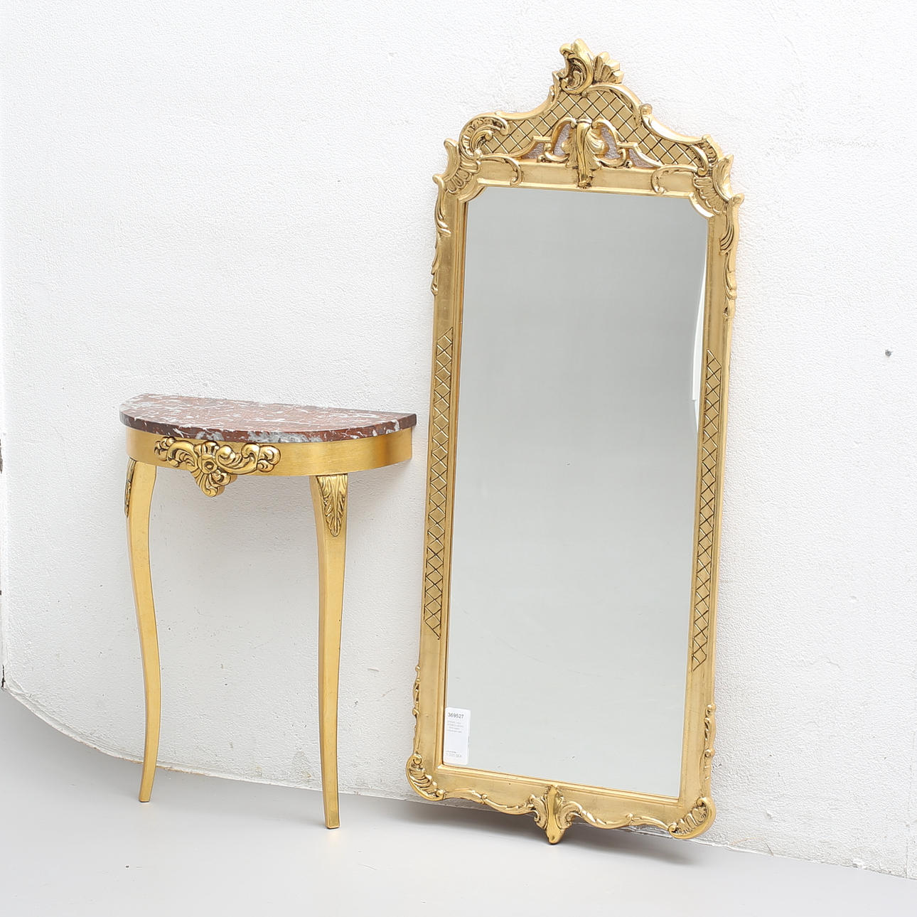 SPEGEL med KONSOLLBORD, förgyllda, AB Glas & Trä, Hovmantorp, 1900-talets mitt/andra hälft.