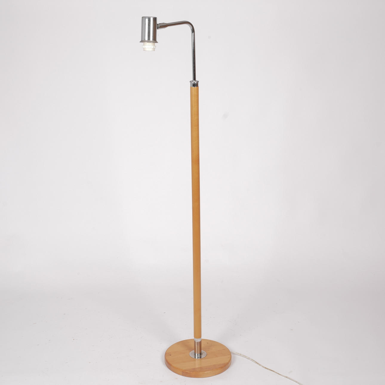 GOLVLAMPA, krom och trä, IKEA, samtida.