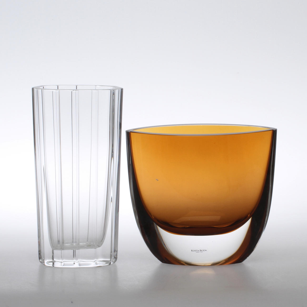 VASER, 2 st, glas, Christian von Sydow samt Rolf Sinnemark, Kosta, Kosta Boda..