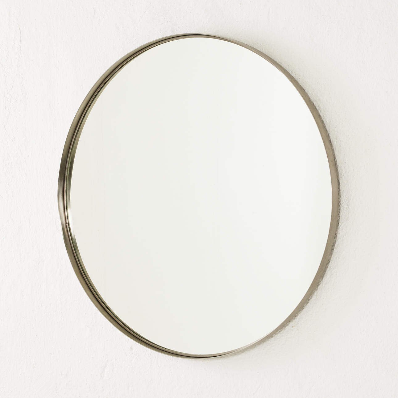 SPEGEL, ram i krom, samtida.