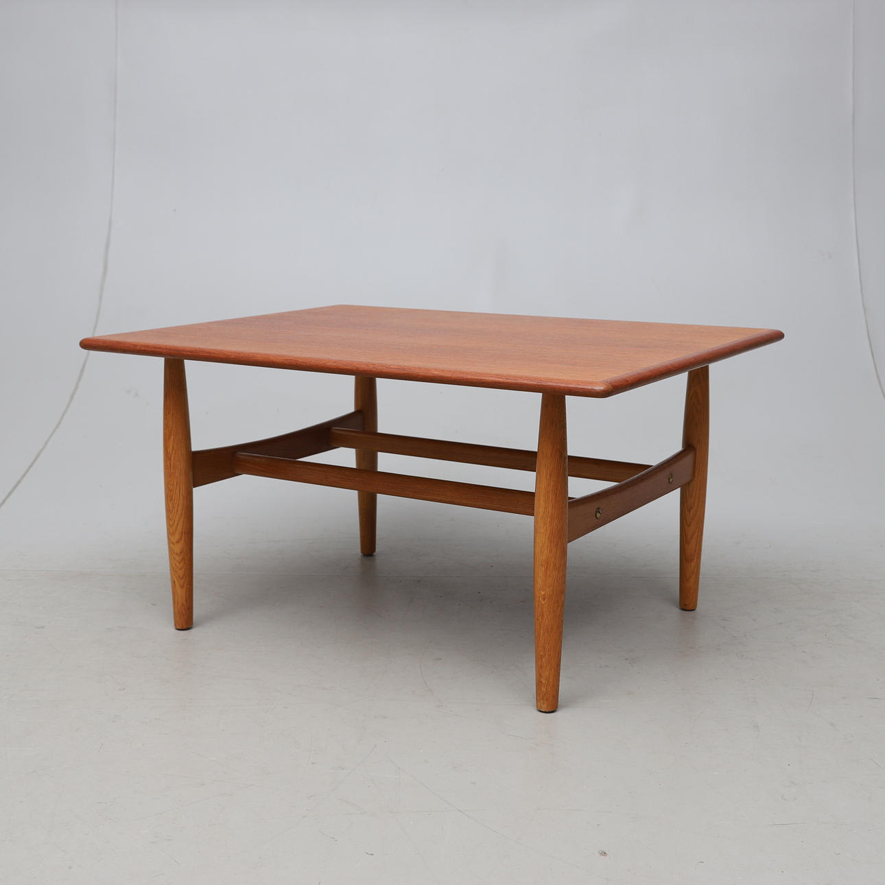 A teak coffee table, 1950s/60s.
