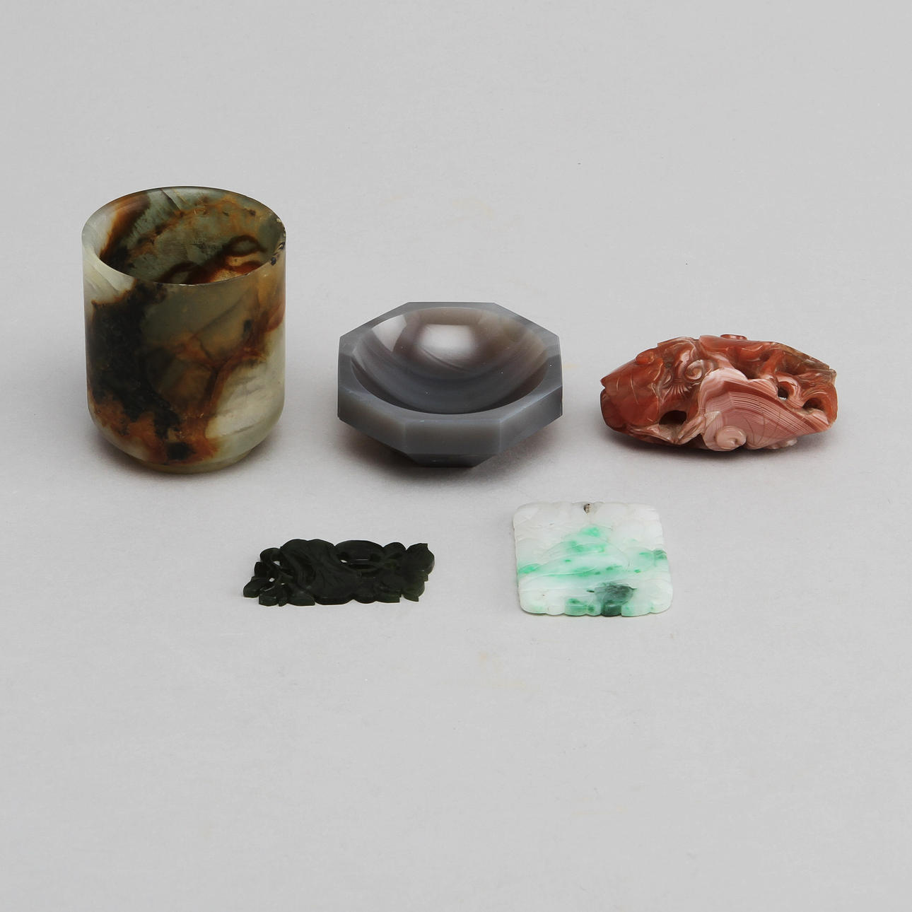 SKÅL, BÄGARE, OBJEKT, AMULETTER, 2 st, orientaliska.