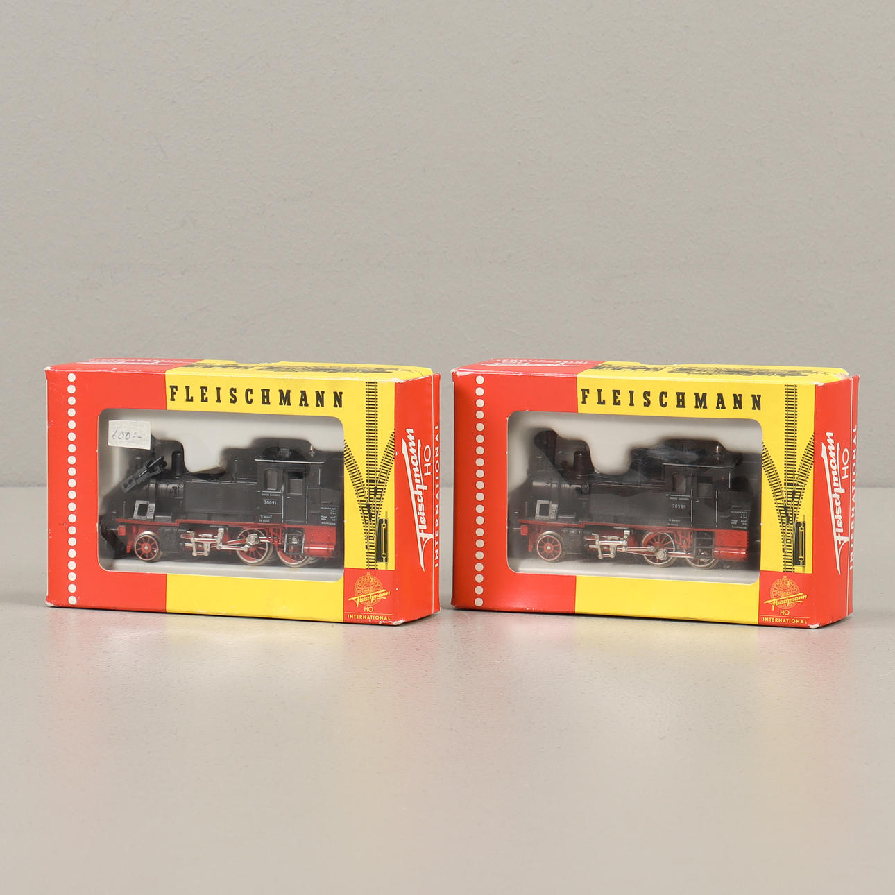 FLEISCHMANN Lokomotiv, spor HO.