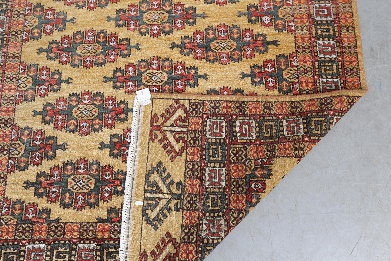 MATTA, Pakistan, semiantik, ca. 200x140 cm.