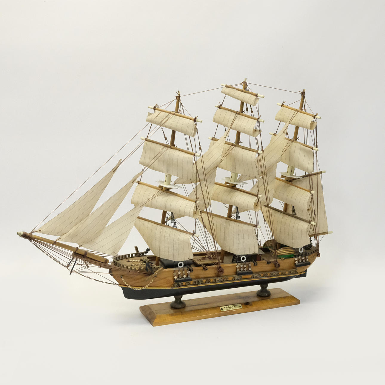 MODEL SHIP, “FRAGATA SIGLO XVIII, 20TH CENTURY.
