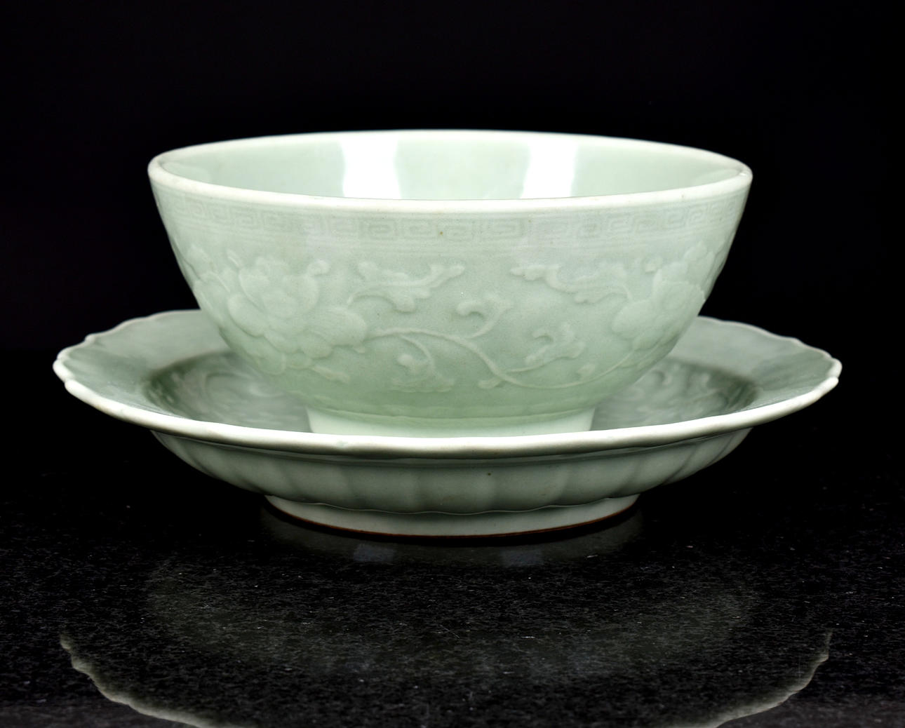 SKÅL & FAT CELADON KINA 1900-tal.